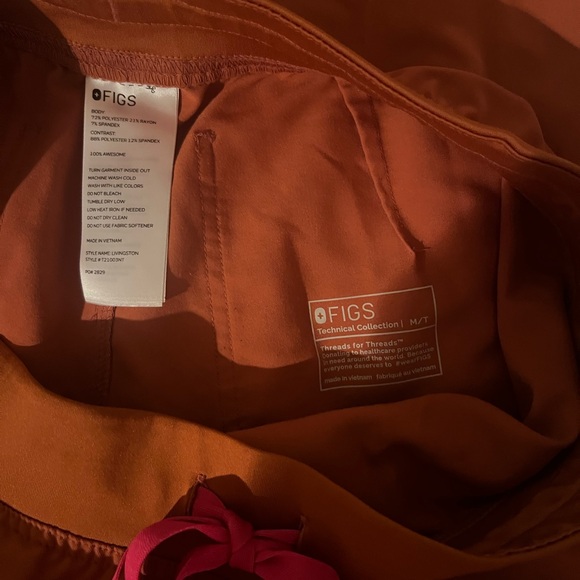 women's Terracotta Livingston™ - Scrub Pants - Picture 3 of 4